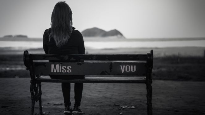 mood-evening-miss-you-bench-sadness-girl-greycale-alone-wallpaper